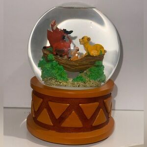 Disney The Lion King Hakuna Matata Musical Snow Globe 1994